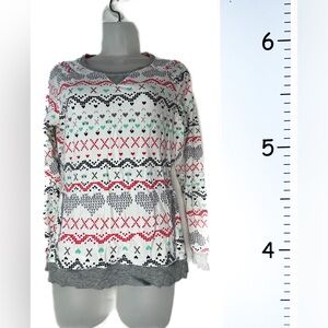 Cuddl Duds White Gray Red‎ Green Black Hearts Thermal Pajama Top Medium